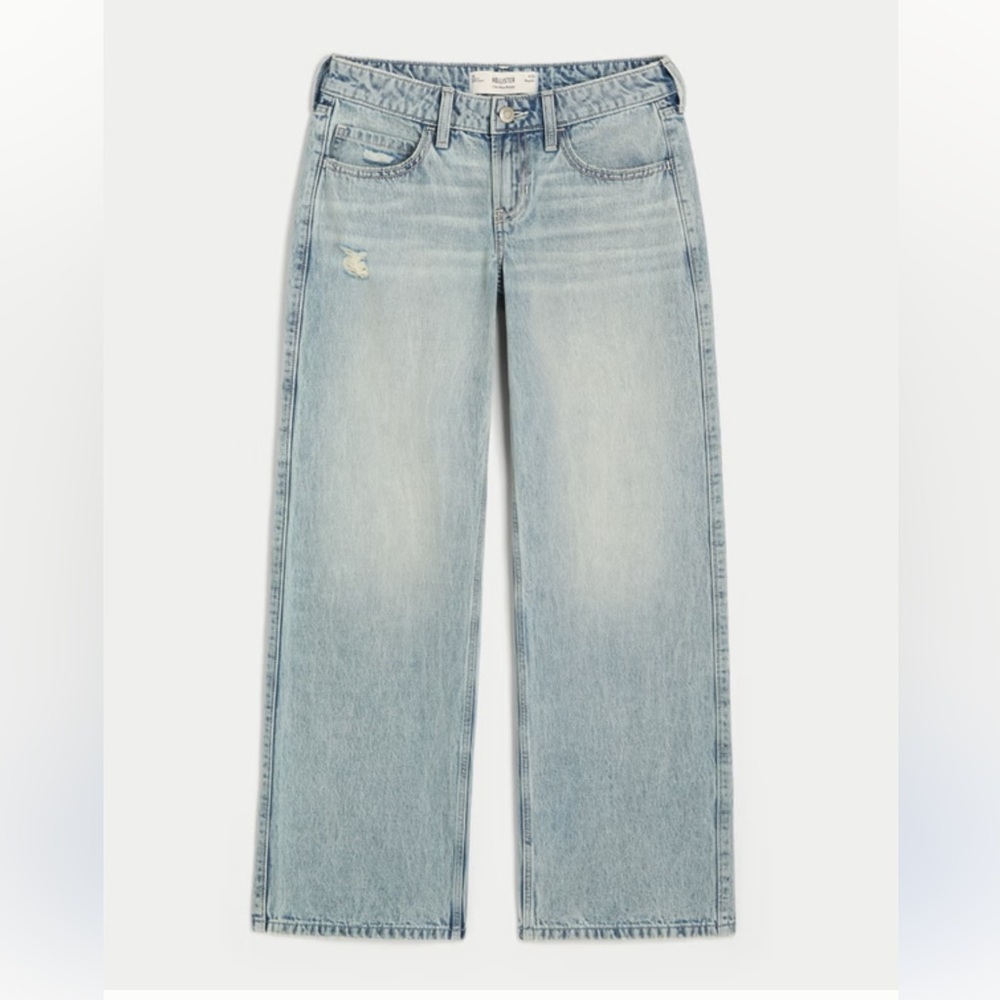 Hollister Low-Rise Light Wash Distressed Baggy Jeans